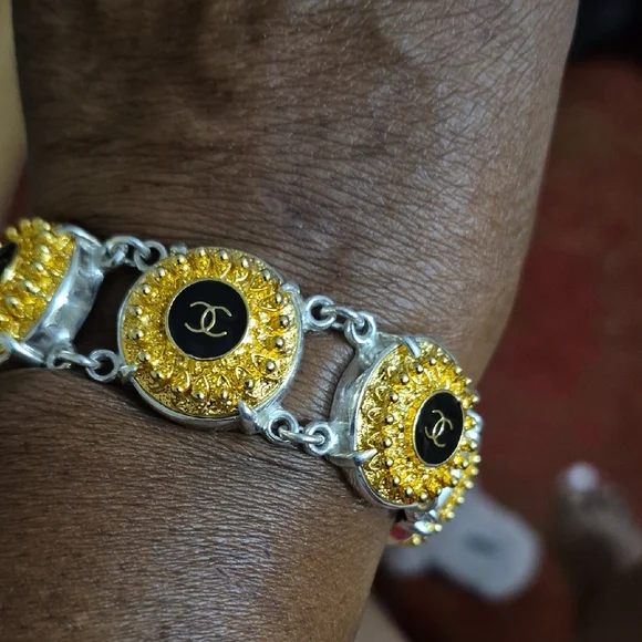 Authentic Chanel Gold Buttons In 950 Sterling Silver Bracelet - Picture 1 of 4